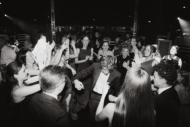 Abiball-Fotografie — Stimmung auf der Tanzfläche