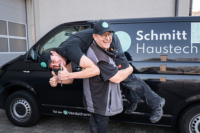 Detailaufnahme aus einer Handwerks-Werkstatt — Imagefilm