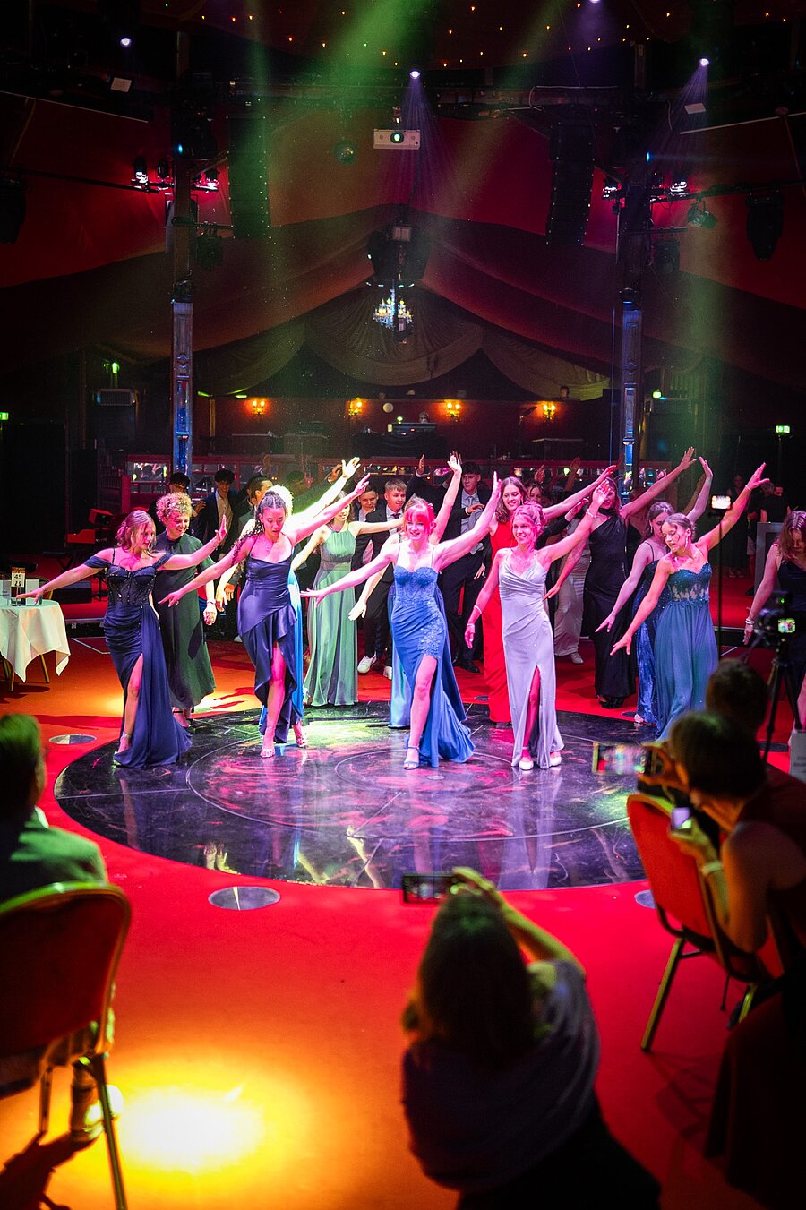 Abiball Mannheim — Show-Einlage der ABIVEGAS-Stufenfeier auf der Bühne