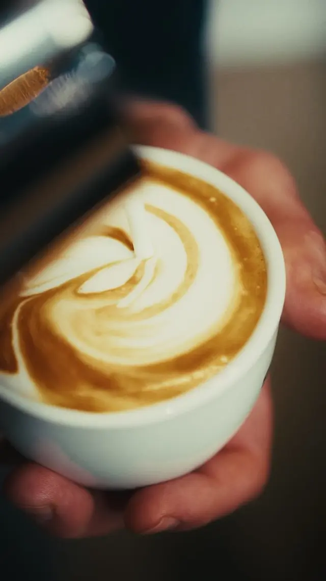 Café & Barista: cineastischer Content